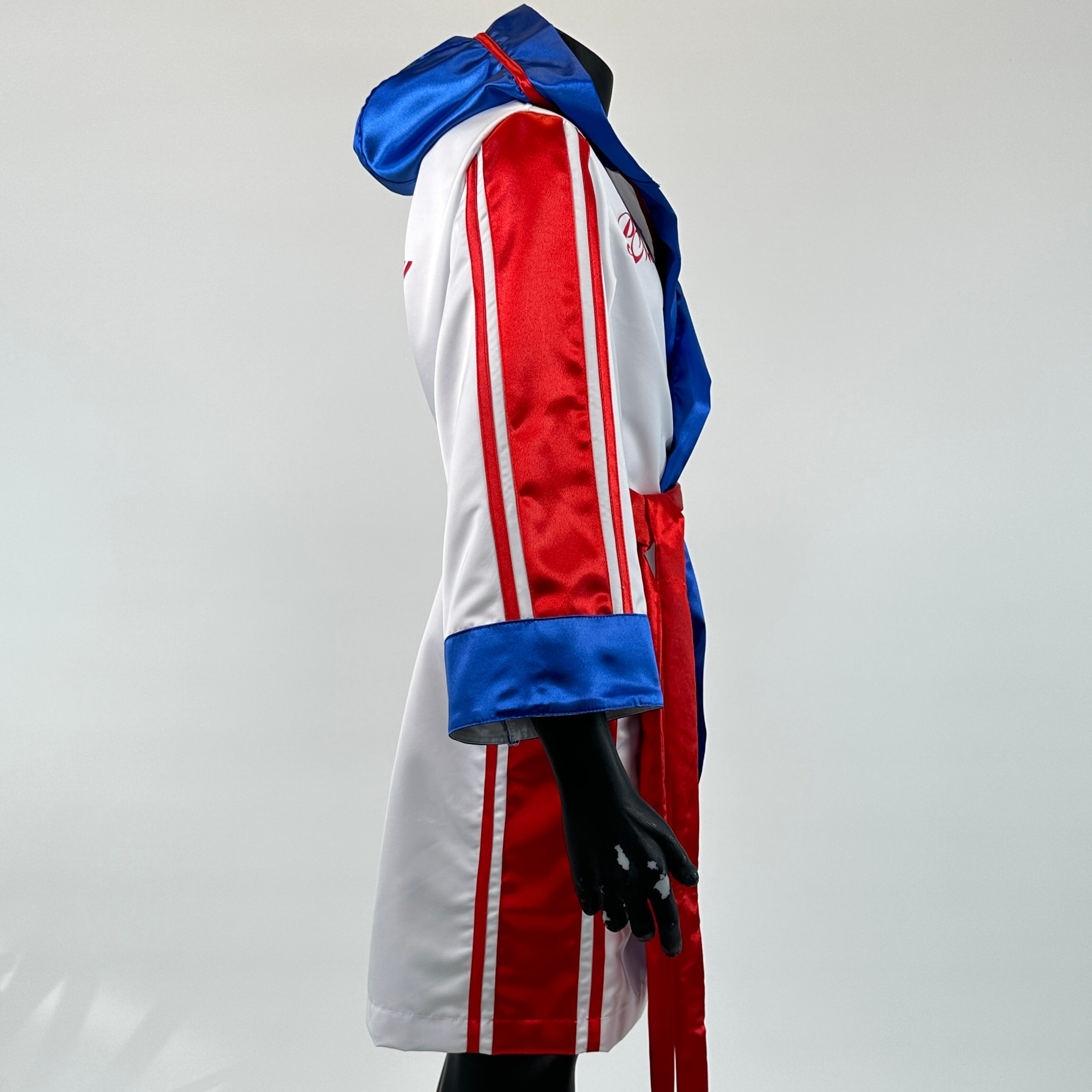 Winner Robe Ann Robes