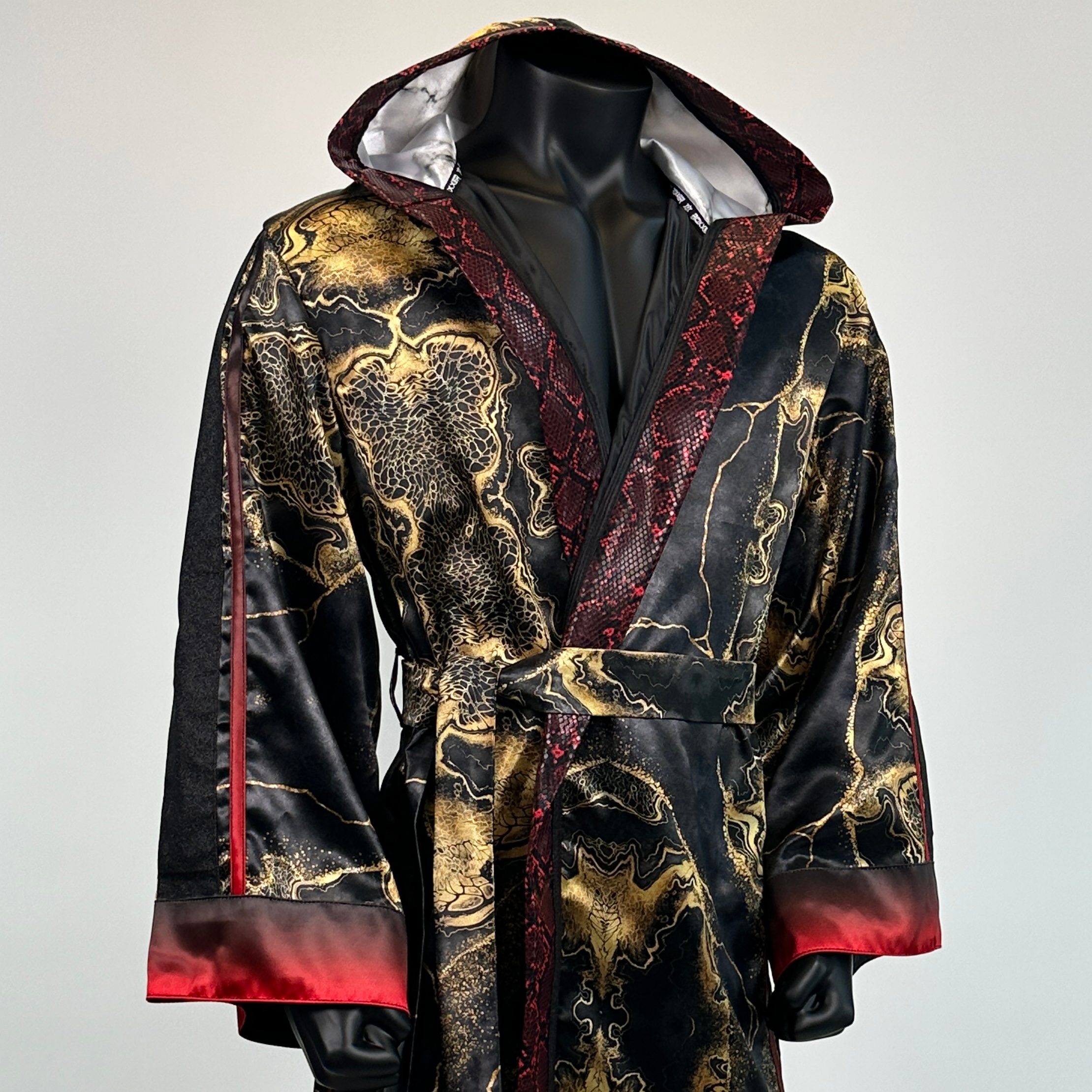 Winner Robe Old shai Robes