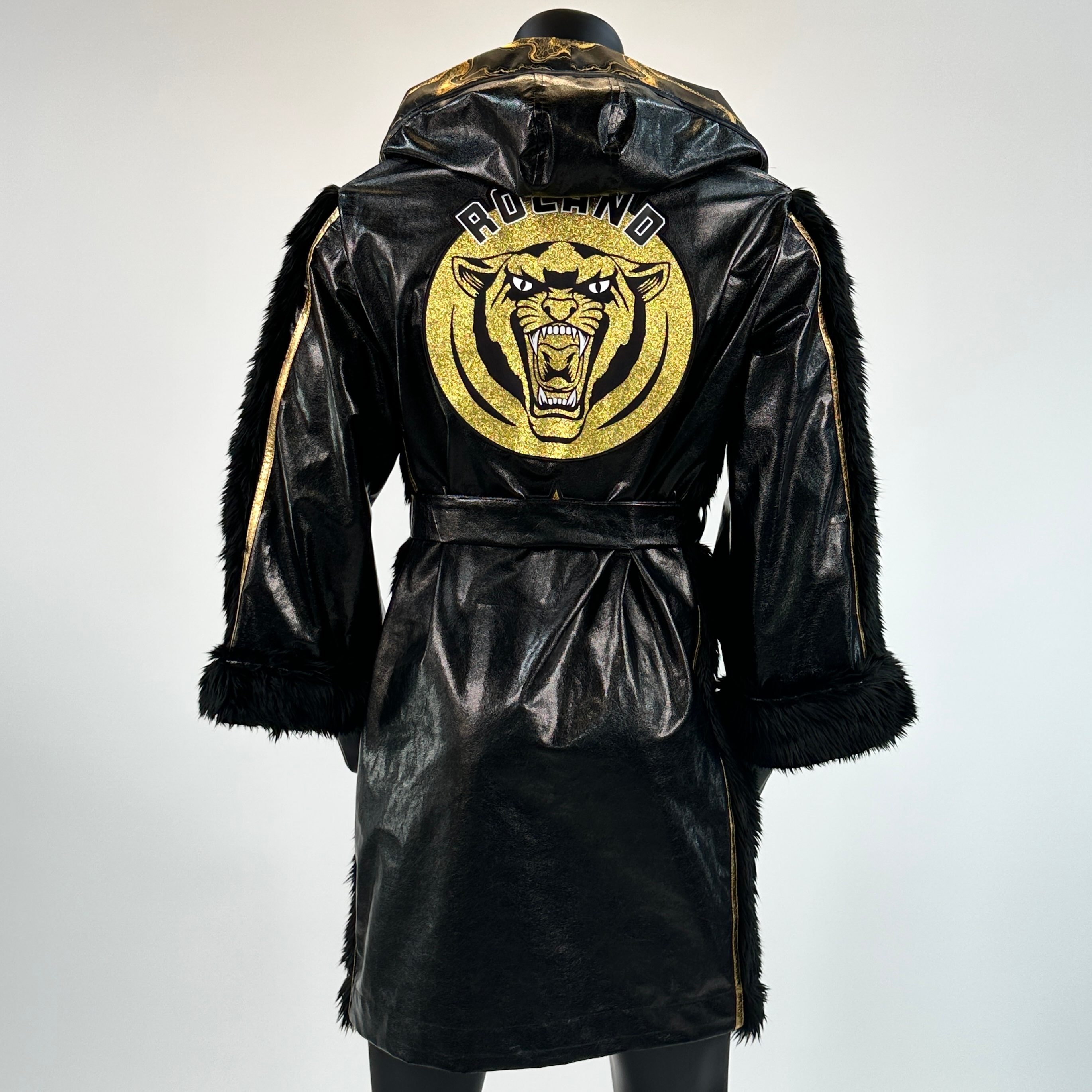 Winner Robe Leander Robes