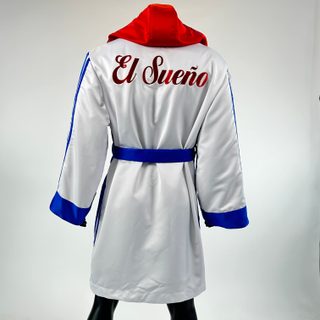 Winner Robe April Robes
