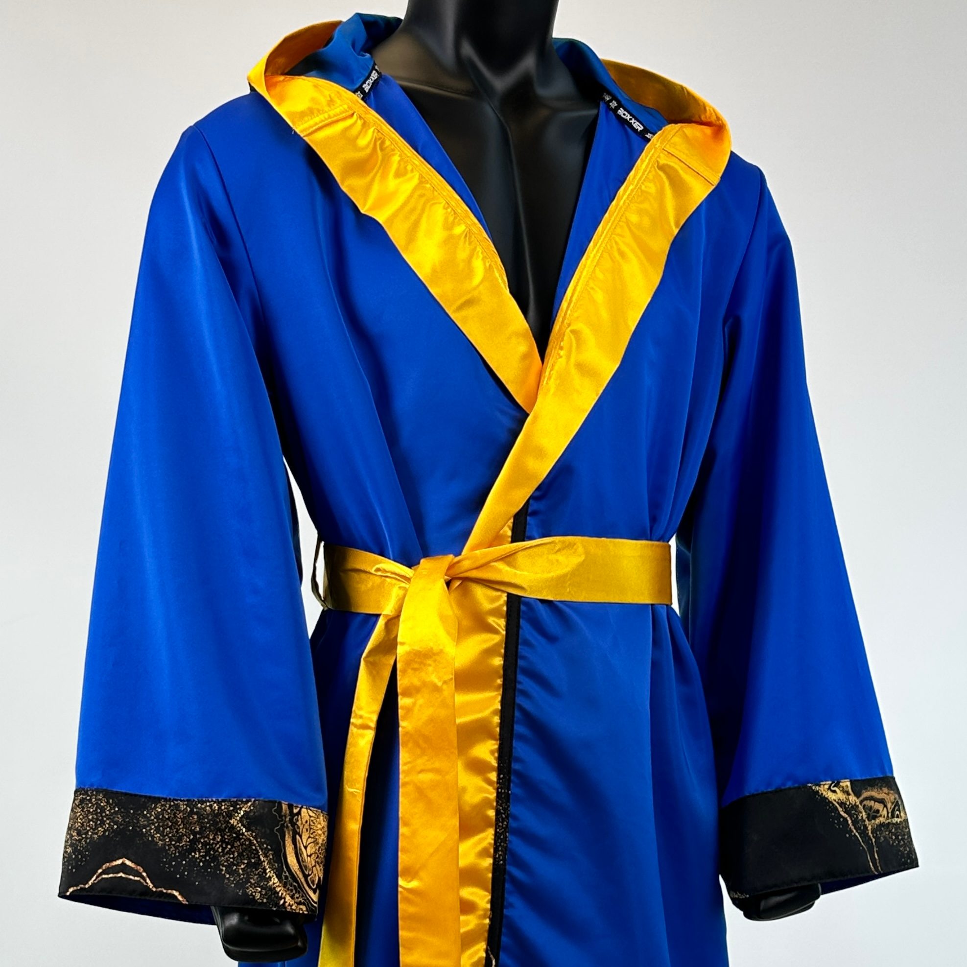 Classic Robe Old Madissyn Robes