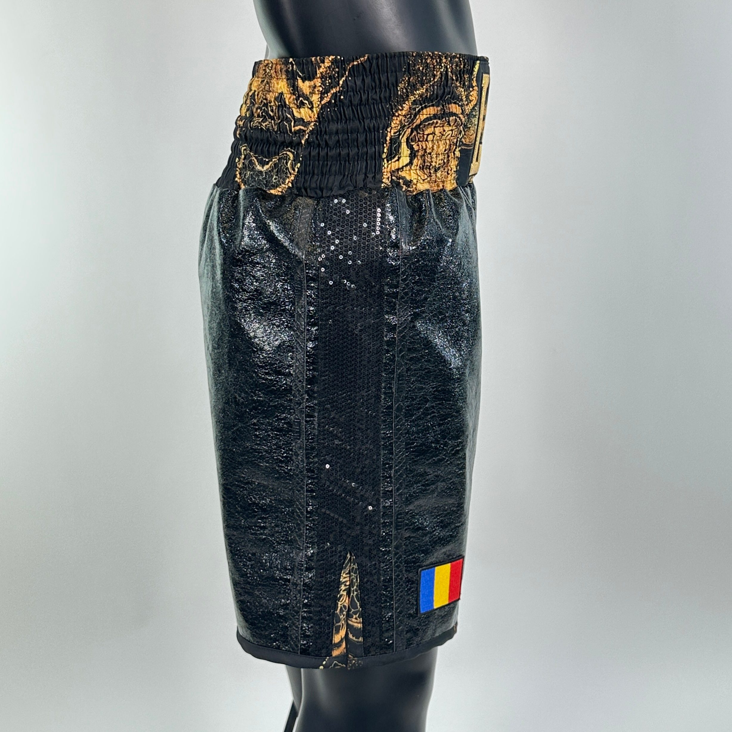 WINNER BX Luca 151217 Custom Equipment