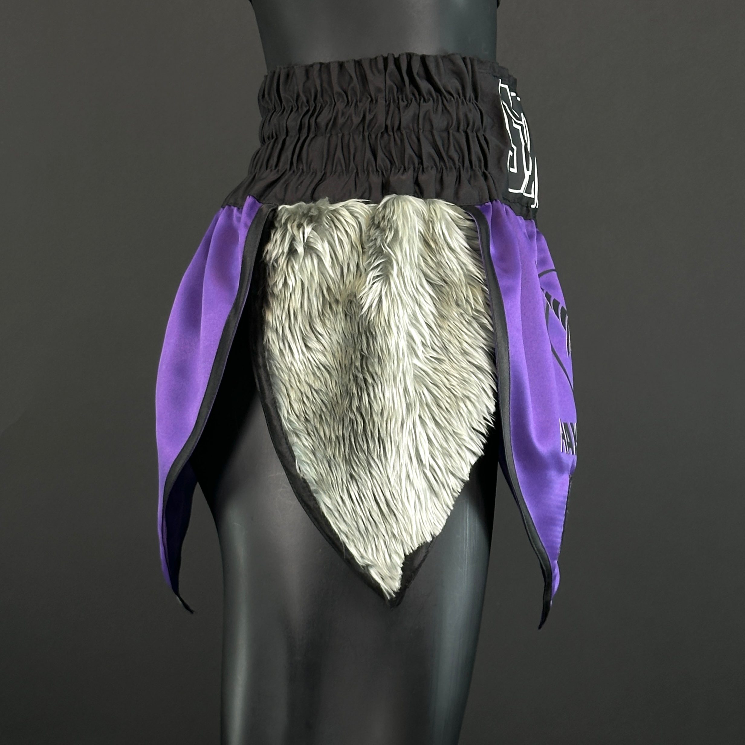 Queen Adrian 169297 Gladiator Shorts