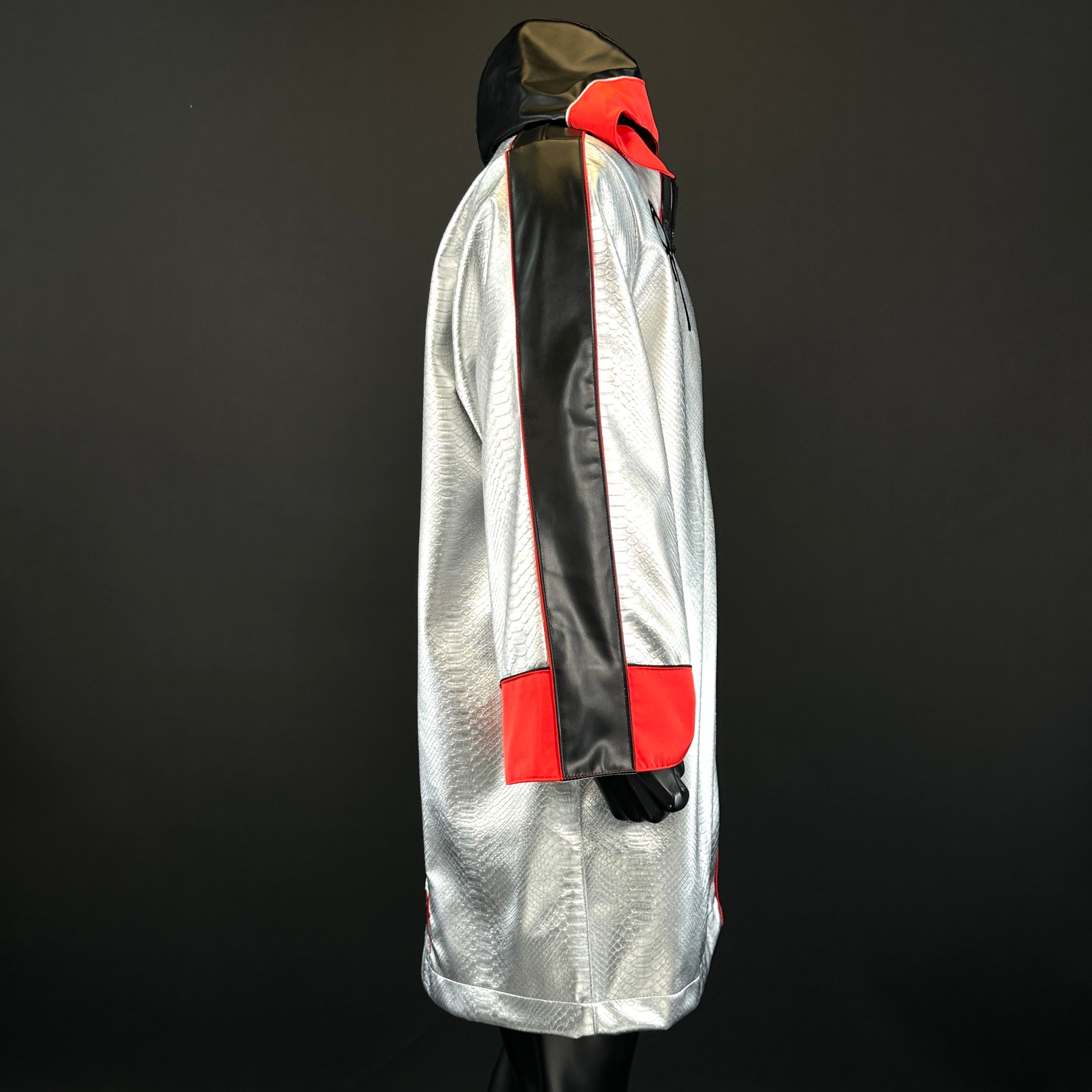 Sleeve Tassel Robe (Zip, no belt) Vance 176182 Robes