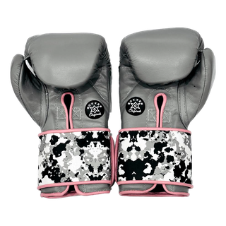 GLOVES EASY (2 colour) Old 177200 Laura Boxing Gloves