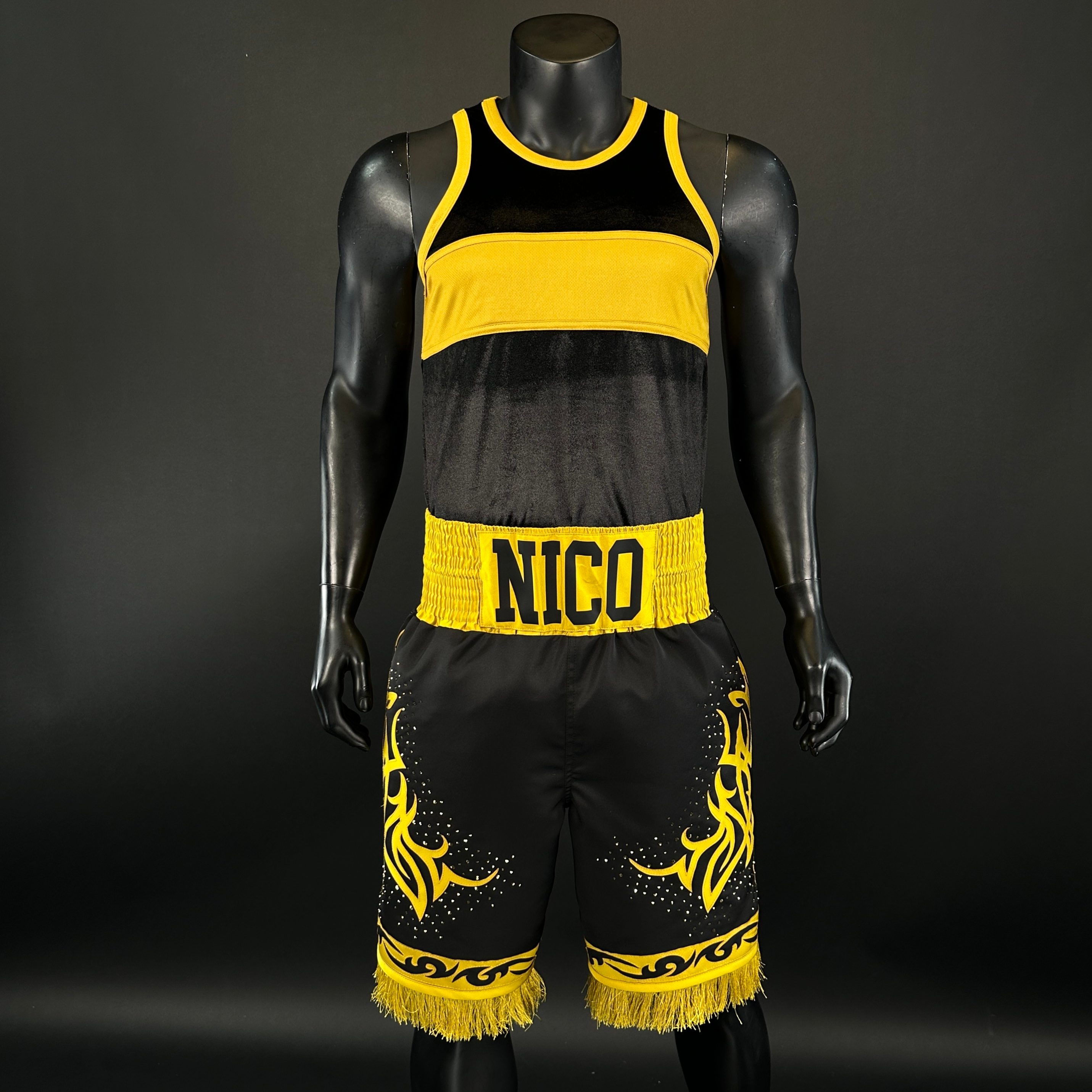 Razor ON SALE!!! Robert 176015 Custom Boxing Shorts & Trunks