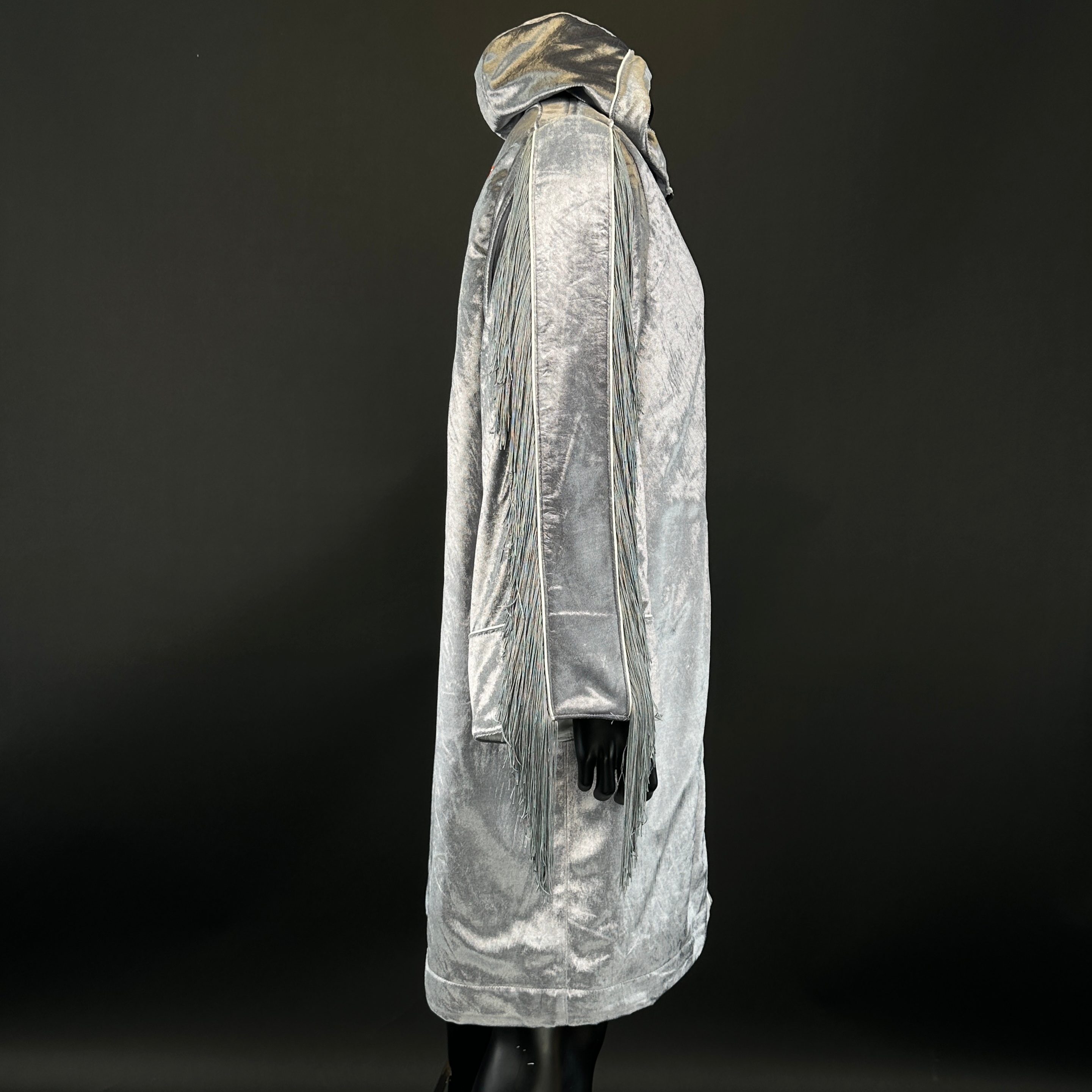 Sleeve Tassel Robe (Zip, no belt) Robert 177508 Robes