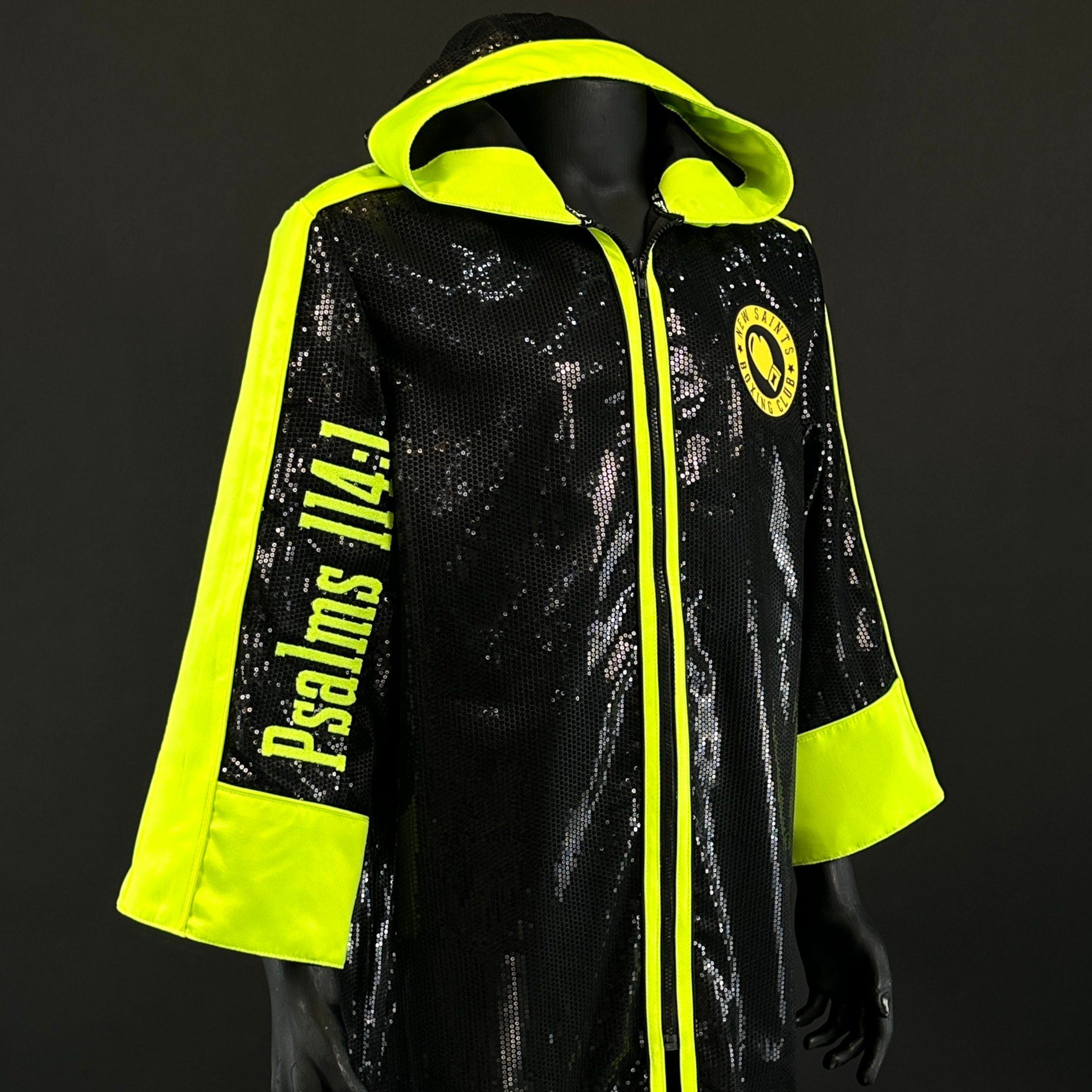 Sleeve Tassel Robe (Zip, no belt) Johnboy 180354 Robes