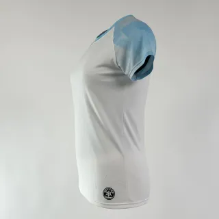 Custom raglan boxing t-shirt in white cotton with cloudy sky print